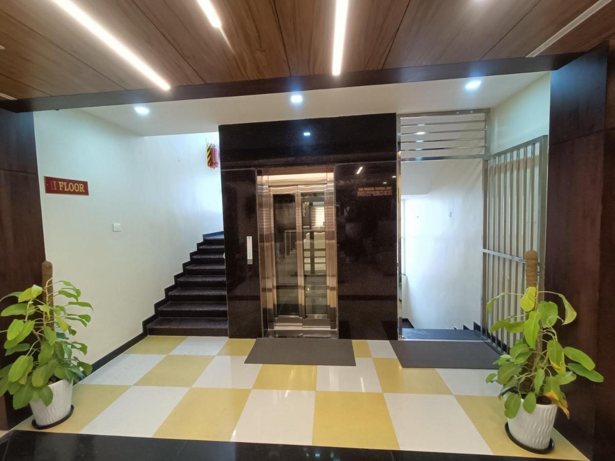 Hotel Sri Aswin Grand Nāmakkal Exteriér fotografie