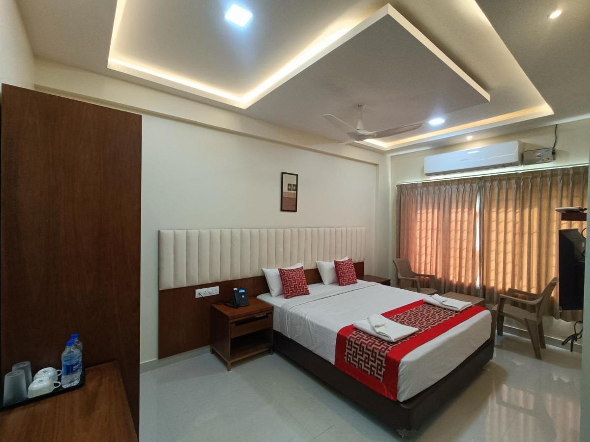 Hotel Sri Aswin Grand Nāmakkal Exteriér fotografie