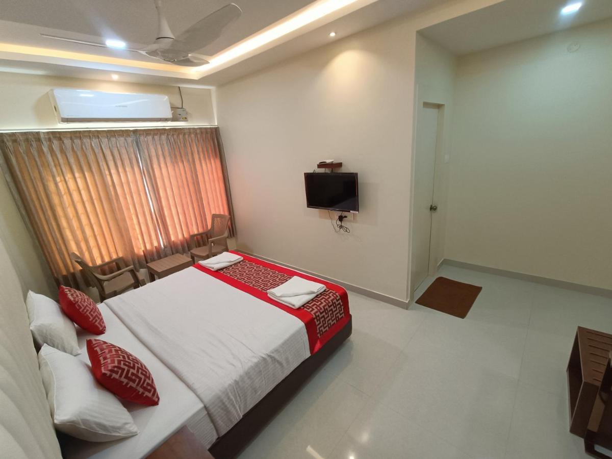 Hotel Sri Aswin Grand Nāmakkal Exteriér fotografie