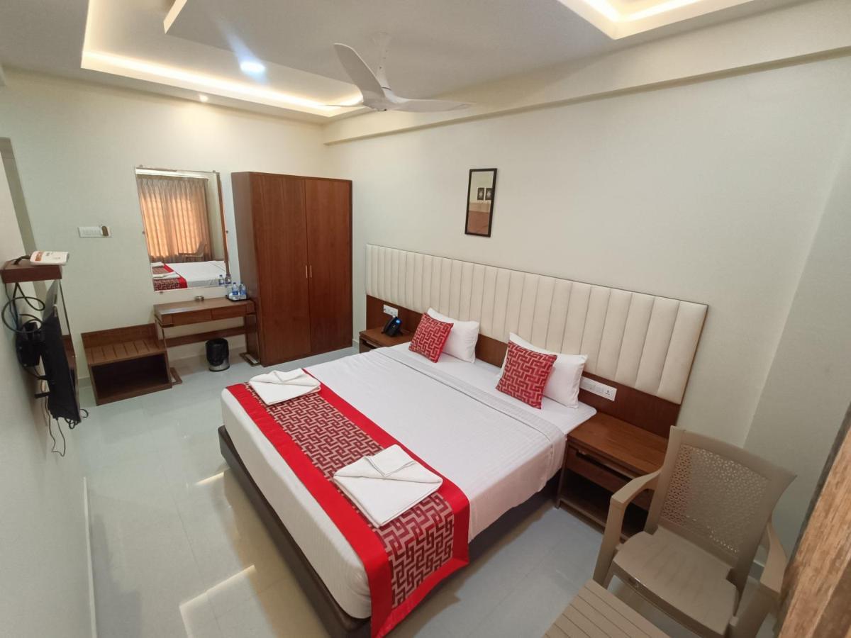 Hotel Sri Aswin Grand Nāmakkal Exteriér fotografie