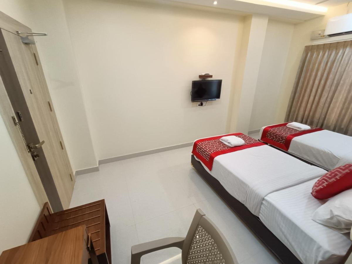 Hotel Sri Aswin Grand Nāmakkal Exteriér fotografie