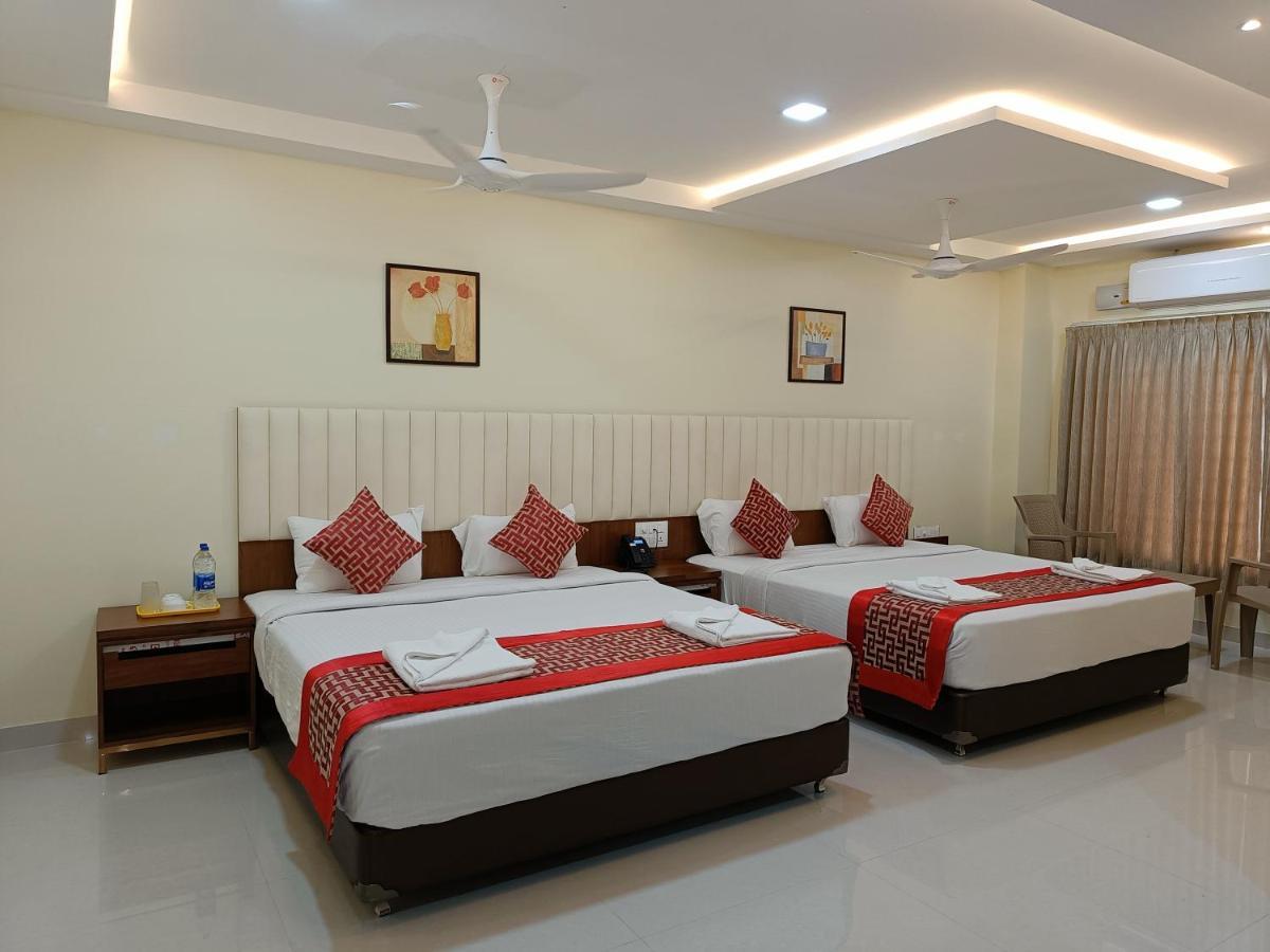Hotel Sri Aswin Grand Nāmakkal Exteriér fotografie